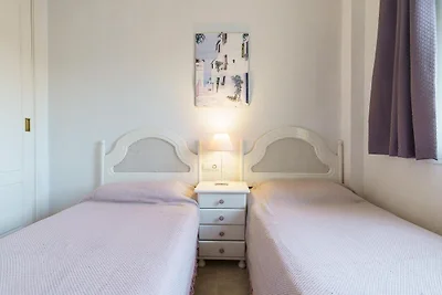 Appartement met tuin en gemeenschappelijk...