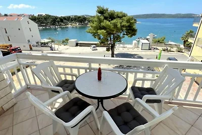 Villa Tomi  - Classic One Bedroom Apartment W...