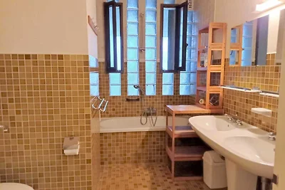 Villa mit Meerblick in geschützter Anlage