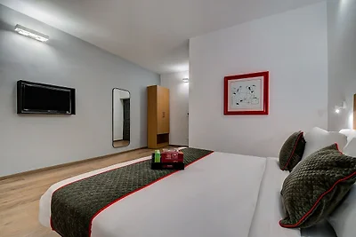 Super Townhouse T Nagar Chennai