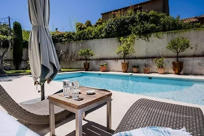 Villa in Antibes mit Pool und in Strandnähe