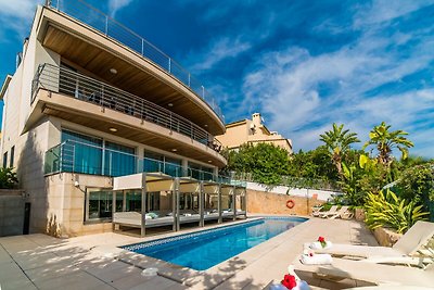 Villa in Alcudia mit Whirlpool