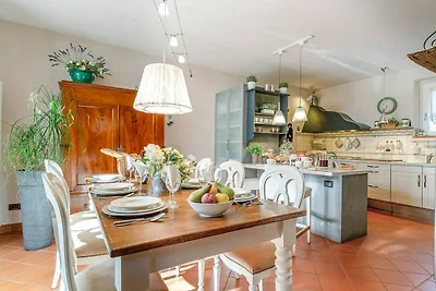 Boerderij in Lucca met privézwembad