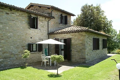 Schöne Wohnung mit privater Terrasse