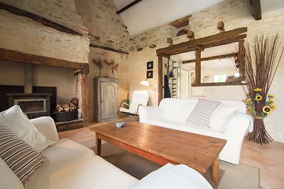 Charmantes Ferienhaus mit Swimmingpool in...