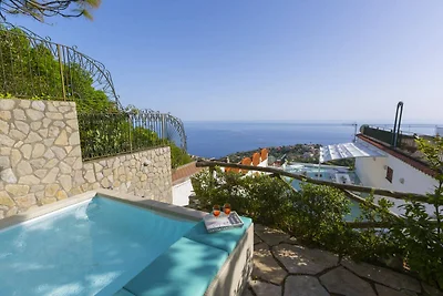 Bellissima villa a Massa Lubrense
