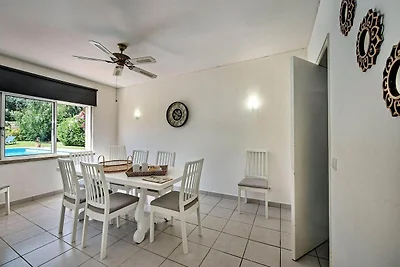 4BR Villa Near Vilamoura Old Course