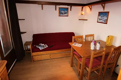 Apartment in Arolles mit Zugang zu den Pisten