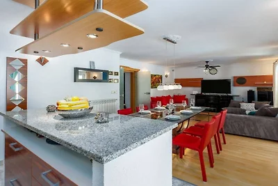Apartament wakacyjny z 4 sypialniami