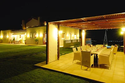 Villa, Choudetsi
