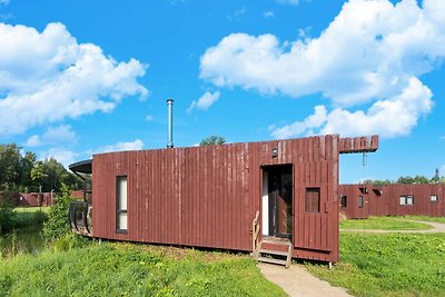 Belvilla Modern Leaf Bungalow mit Terrasse