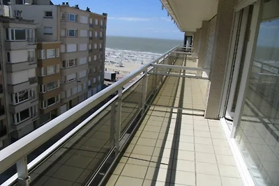 Moderne Wohnung im 5. Stock