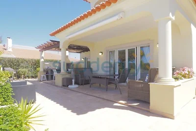 Villa met 4 slaapkamers