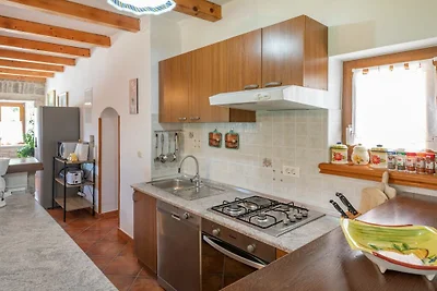 Vakantiehuis in Pićan met zwembad