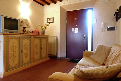 Attraktive Wohnung in Bauernhaus mit Pool