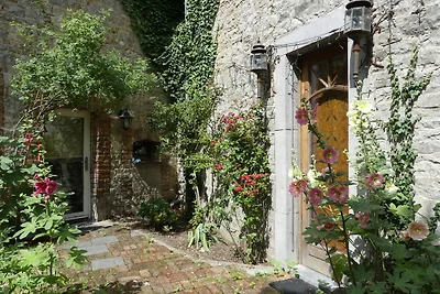 Geräumiges Ferienhaus mit Garten am Waldrand ...