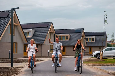 Luxuriöse Dünenvilla in einem Ferienpark