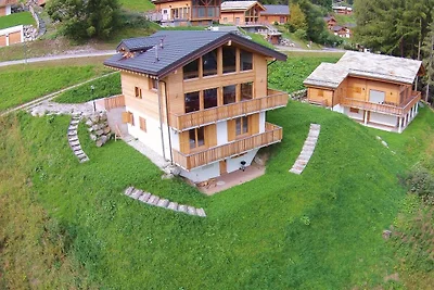 Charmantes Chalet in Riddes mit Sauna
