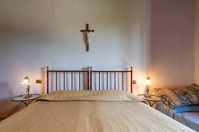 Appartamento a Laterina con piscina