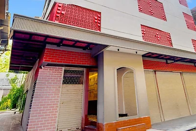 Super Hotel O Broadway Ernakulam