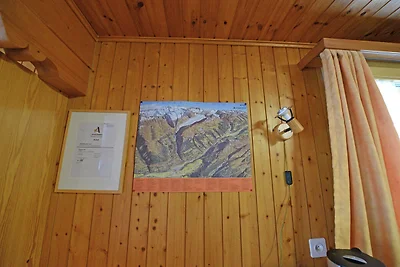 Elegantes Chalet im Fieschertal in Waldnähe