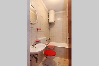 Apartments Nadia - Studio Apartment With Terr...