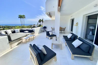 Apartment in Marbella mit Meerblick