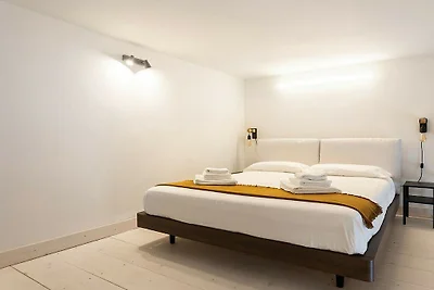 Biancospino Suite by Wonderful Italy