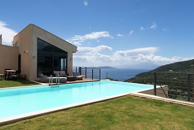 Moderne Villa in Sivota mit eigenem Pool