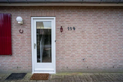 Bel bungalow a Beek con vasca idromassaggio