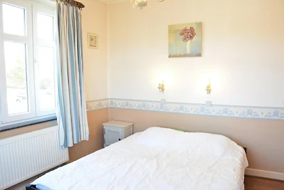 Villa in Vielsalm mit Innenpool