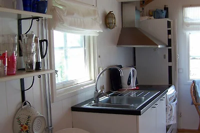 4 Personen Ferienhaus in Rönnäng-By Traum