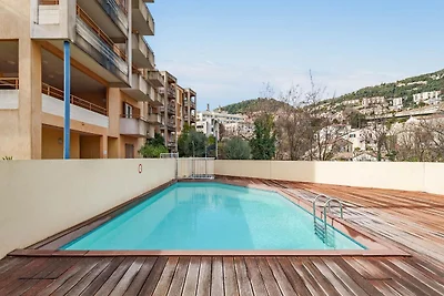 Unterkunft mit Bergblick in Grasse