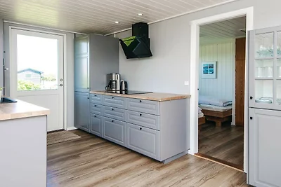 Gemutliche Kustenflucht -- By Traum...