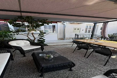 Elegant Trogir Apartment with Garden Terrace ...