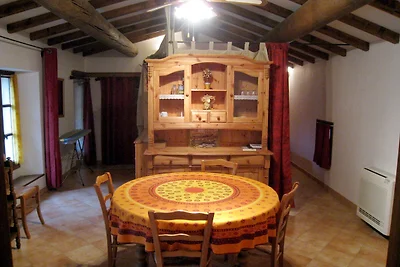 Confortevole gîte a Oppede, Francia