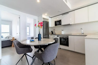 Apartment in Canet mit Terrasse und Meerblick