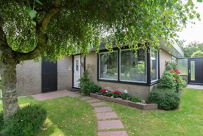 Bungalow in Sint Maartenszee am Sandstrand