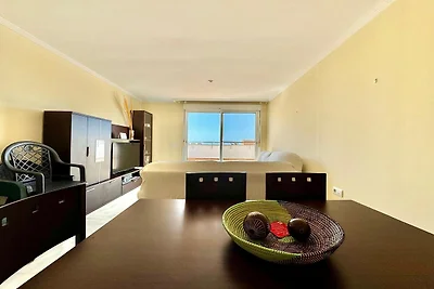 Schöne Wohnung mit Gemeinschaftspool, Sauna