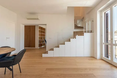 Oretea Apartment with Terrace