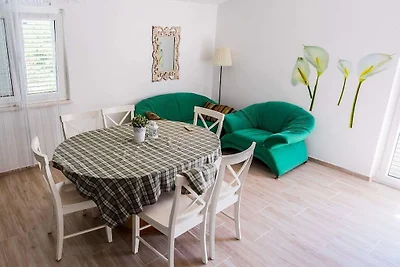 Ruhige Ferienwohnung mit Garten in Seline