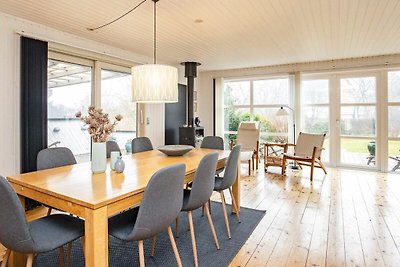 8 Personen Ferienhaus in Karrebæksminde-By...