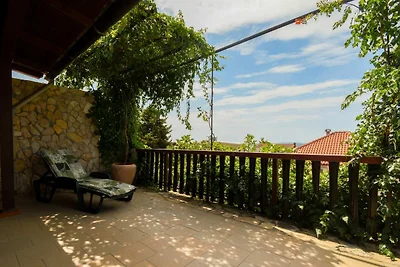Apartment Kostanjevac with Terrace and Sea...