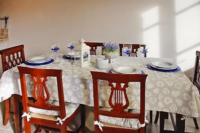 Villa mit Aufstellpool in Camaiore