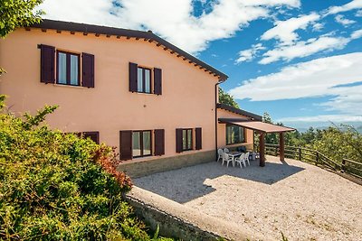 Bauernhaus in Apecchio mit Strand am Meer