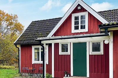 13 persone case ad KYRKHULT-By Traum