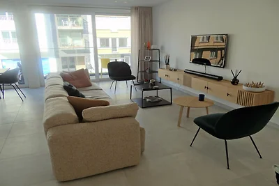 Wohnung in Estartit mit Meeresstrand
