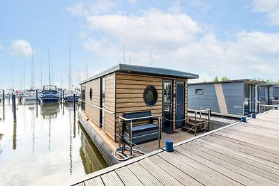 Comfortabele woonboot in jachthaven Volendam