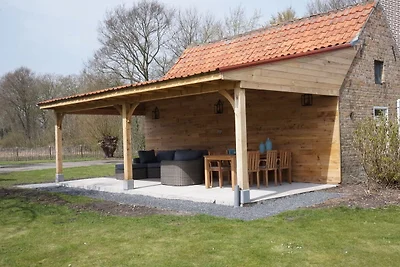 Gerenoveerde boerderij nabij de Zeeuwse kuste...
