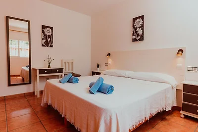 Modern herenhuis met privé zwembad